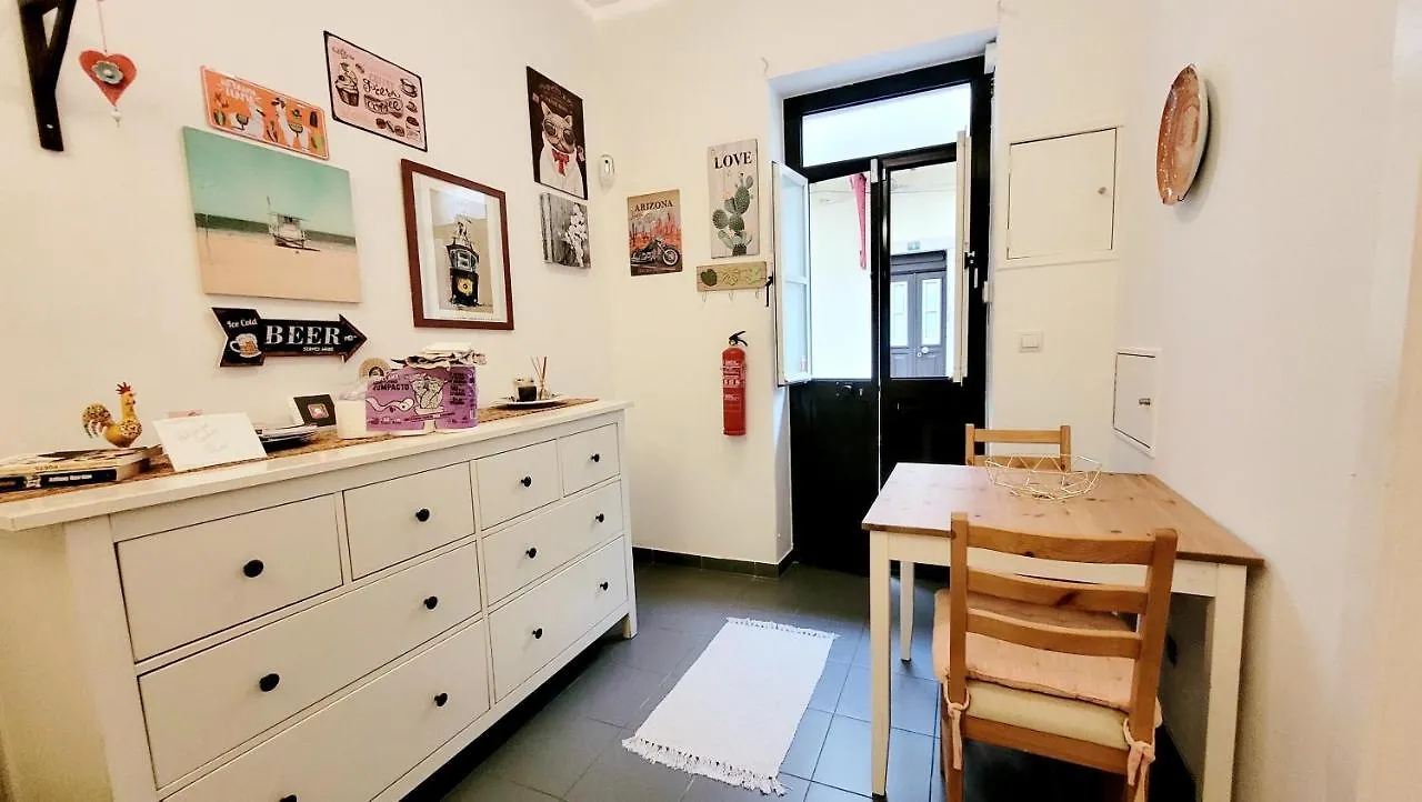 Апартаменты House Bairro Estrela D'Ouro Лиссабон 0*,  Португалия